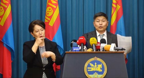 Х.Нямбаатар: Гудамжаар явахаар замаас засаач гээд орилно, мөнгө байхгүй юм чинь би яах вэ